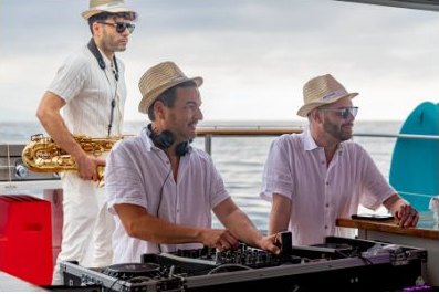 DJ Sanders et Anthony Depetris, saxophoniste